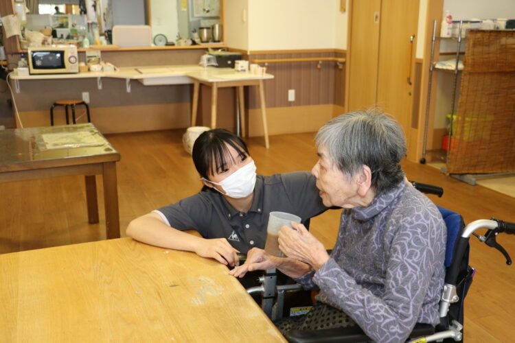 若手職員を紹介！～介護職編～